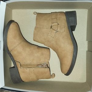 OshKosh Brown Boots